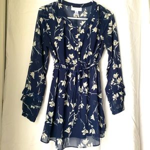 Motherhood Maternity Tunic Style Top (Small)